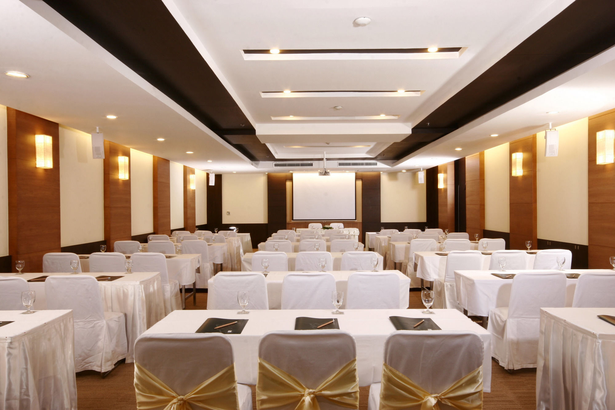 Kantary Bay Hotel And Serviced Apartments Sriracha Si Racha Exterior photo