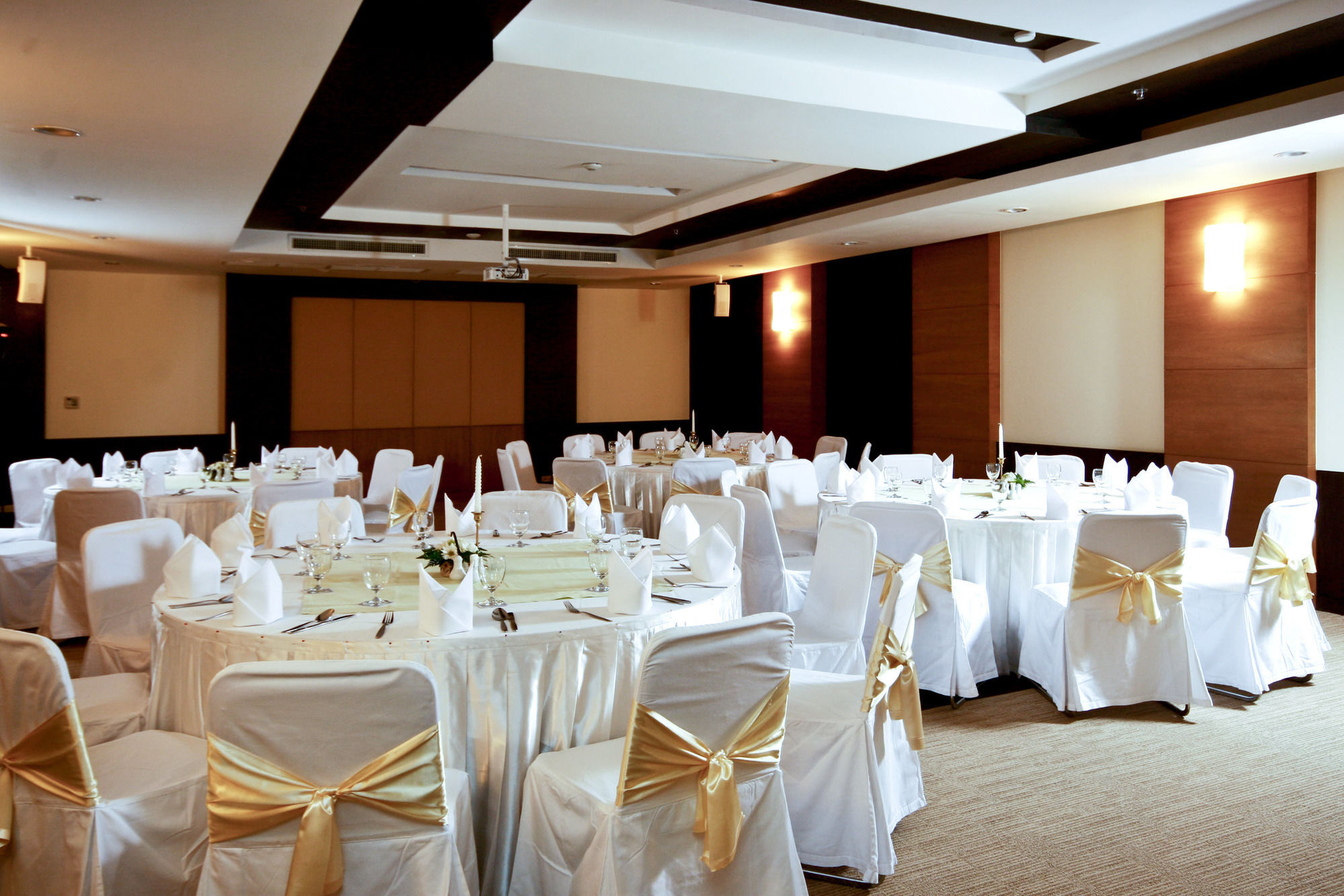 Kantary Bay Hotel And Serviced Apartments Sriracha Si Racha Exterior photo